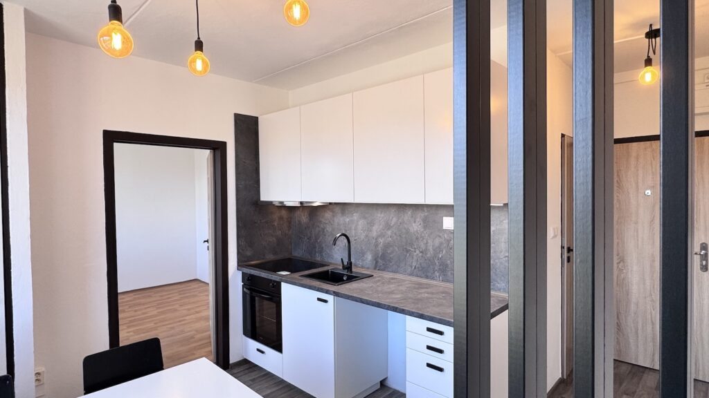 PRONÁJEM BYTU 2+1 NOVÁ 1812, HRANICE, SOJKA 104